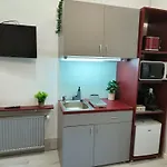 Center 3