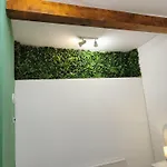 Center 3 Apartment *