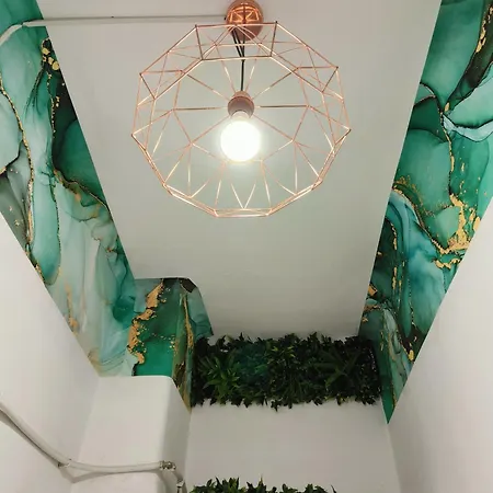 Apartament Center 3 *